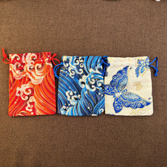 Chinese fengshui sachets Traditional handicrafts Enhances disease resistance, calms the mind, dispels evil influences Attract wealth and get good fortune in love