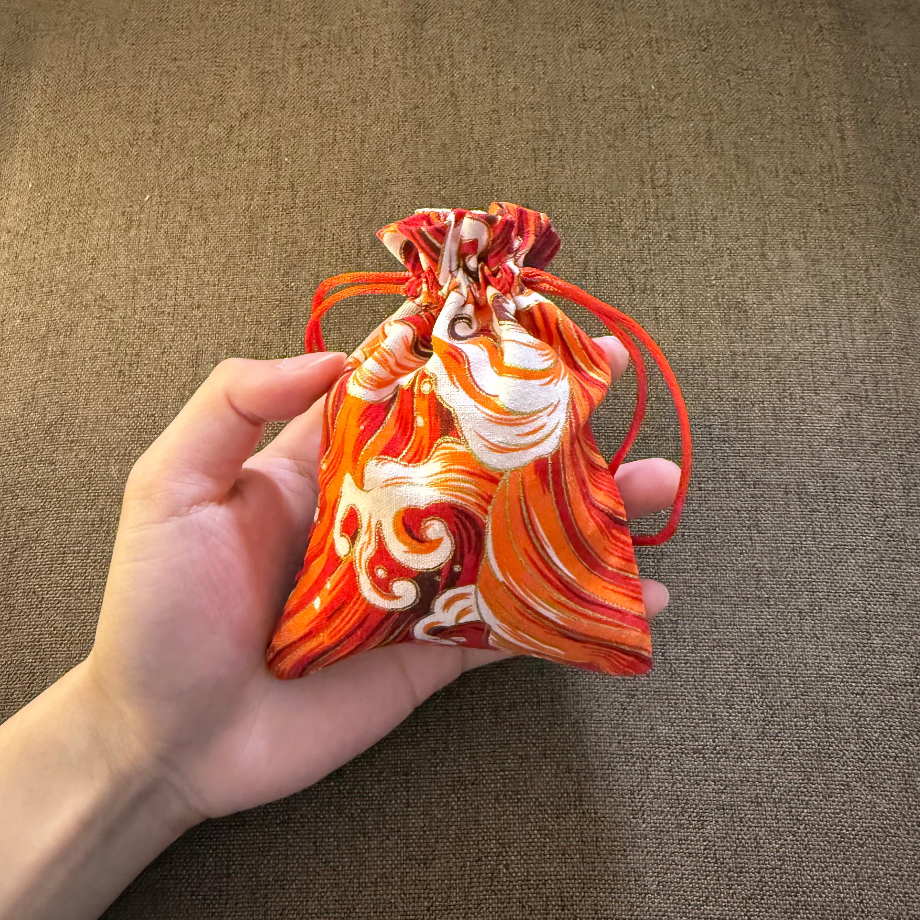 Chinese fengshui sachets Traditional handicrafts Enhances disease resistance, calms the mind, dispels evil influences Attract wealth and get good fortune in love